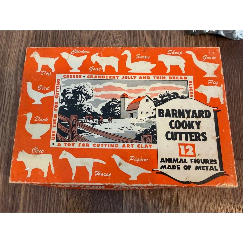 Vintage Barnyard Cooky Cutters 12 Piece Metal Farm Animal Set with Original Box